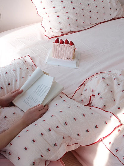 Cherry Jacquard Bedding Set