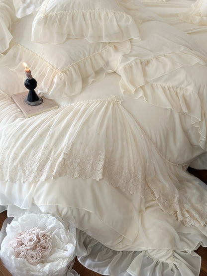 Lace Embroidery Bedding Set